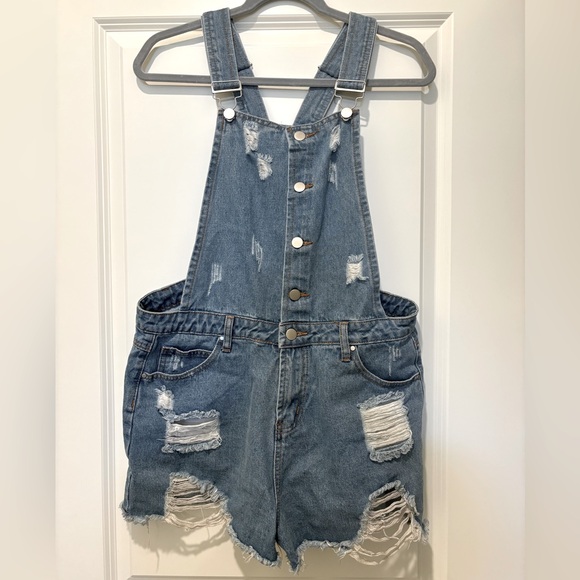 Fashion overalls - Picture 1 of 6